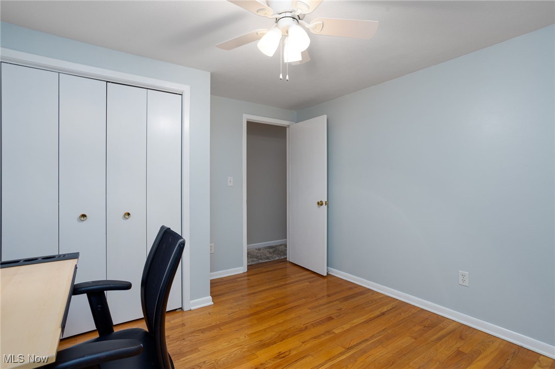 8208 Valley Lane, Parma, Ohio image 29