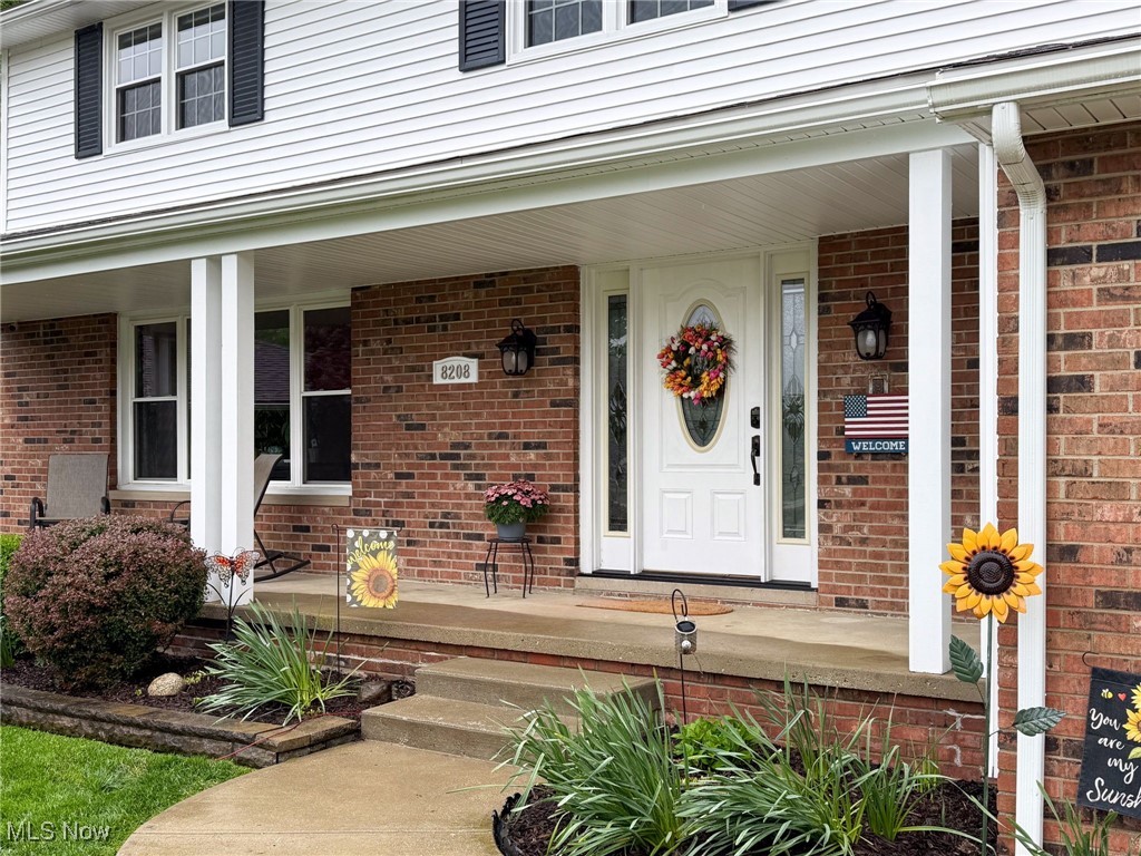 8208 Valley Lane, Parma, Ohio image 7