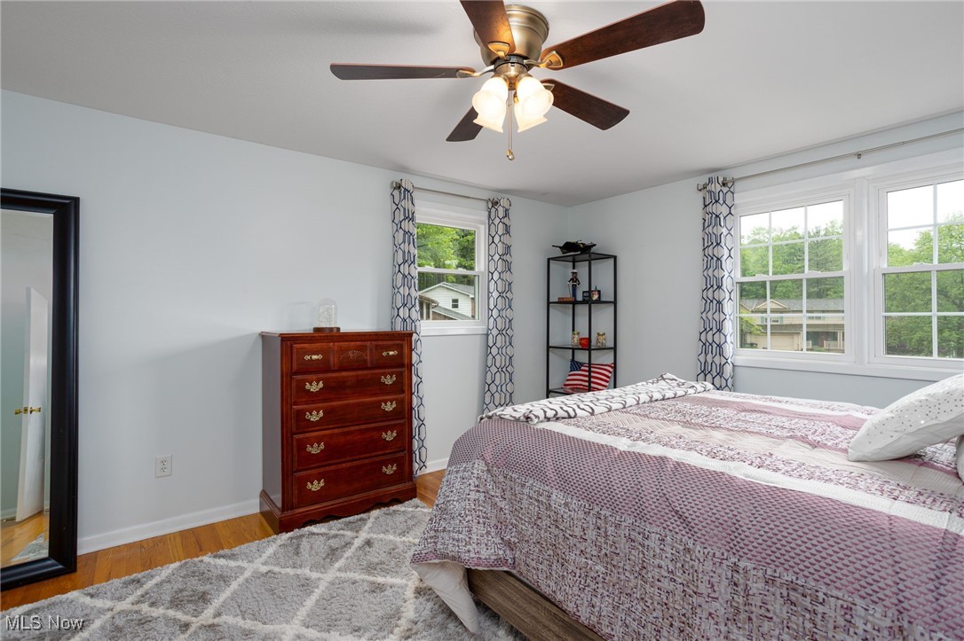 8208 Valley Lane, Parma, Ohio image 26