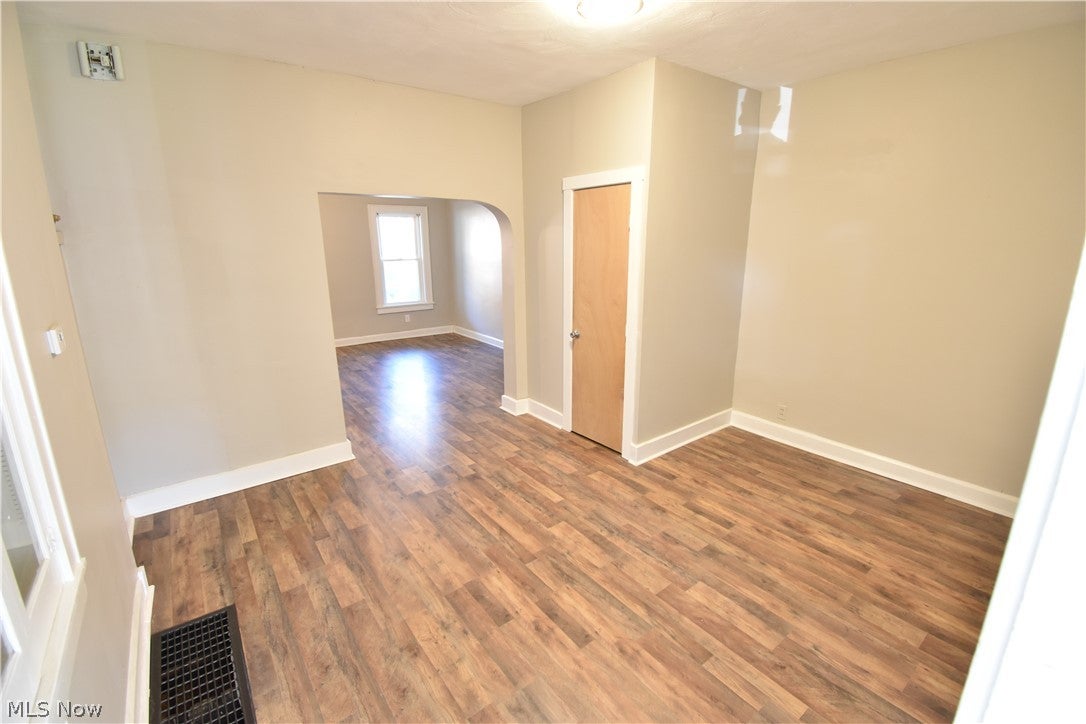 201 W Line Street