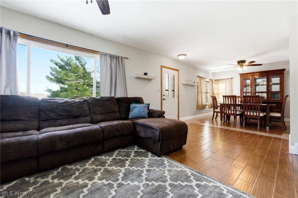 Photo of 9278 Liberty Road, Twinsburg, OH 44087 (MLS # 5189045)