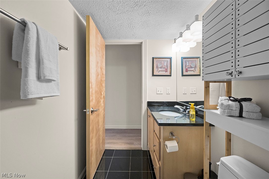 Condominiums/Stonebridge Ph #1 - Residential