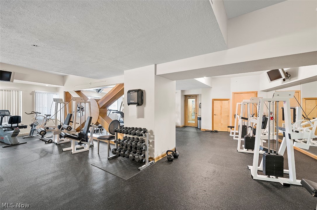 Condominiums/Stonebridge Ph #1 - Residential