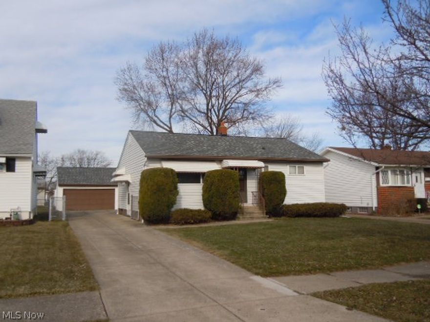 Snap Up This Bargain Priced Handyman Special. This Home Appears To Have Gone Bones But Is Need Of A Renovation! Roof and Driveway Appear Newer. Compare Similar Properties Selling For More Than $110K! Plenty Of Room For You To Earn Instant Equity! Buyer To Assume POS.