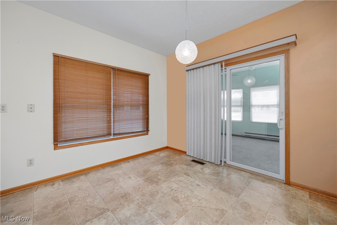 428 Stonehedge Drive, Elyria, Ohio image 43