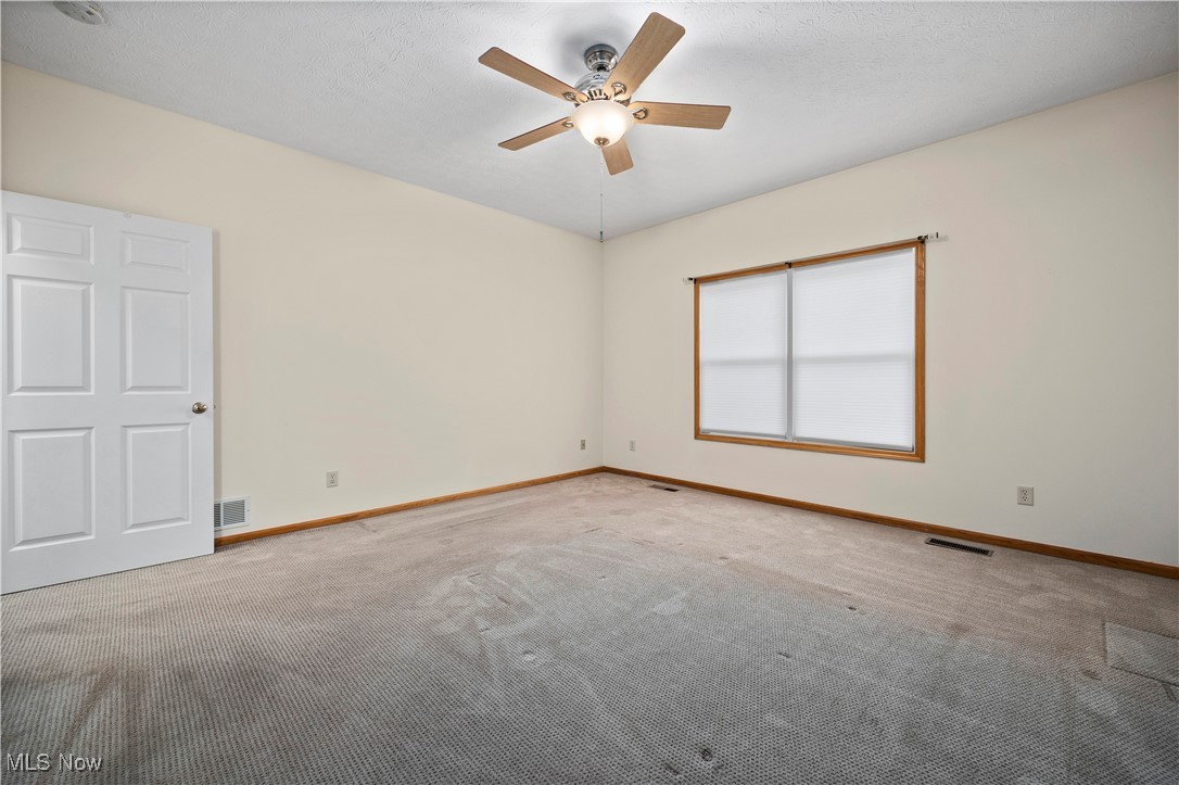 428 Stonehedge Drive, Elyria, Ohio image 36