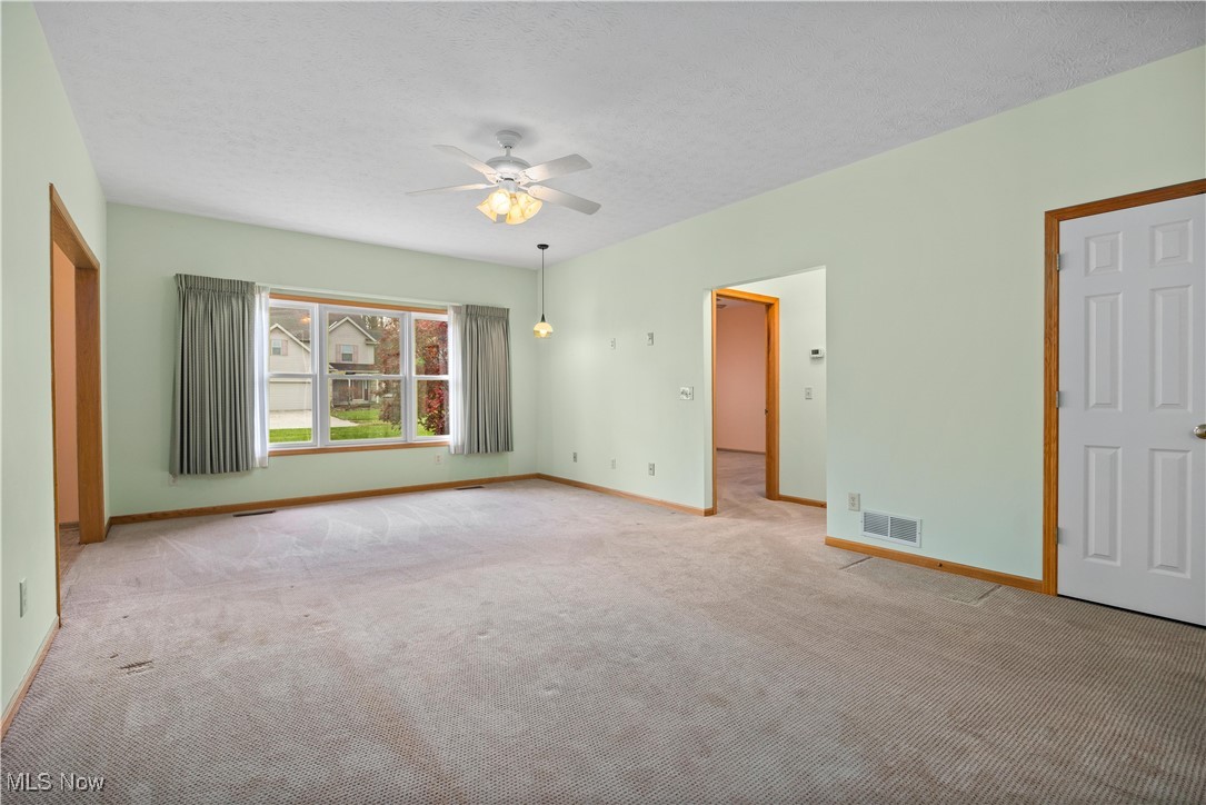 428 Stonehedge Drive, Elyria, Ohio image 21