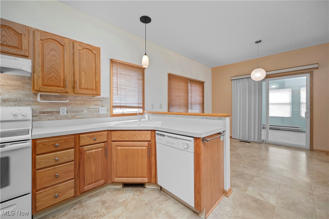 428 Stonehedge Drive, Elyria, Ohio image 13