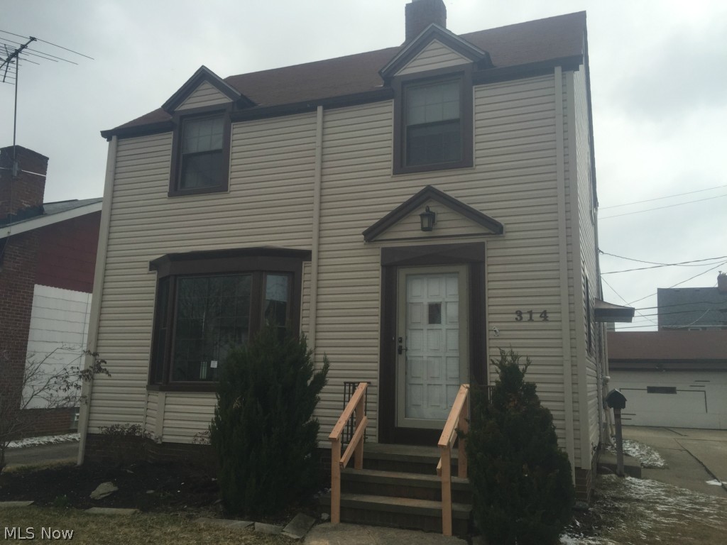 Lovely 3 bedroom, 1.5 bath colonial with a 2 car garage, hardwood floors, large living and kitchen, formal dining, full basement, sliding doors to the deck, this won't last!