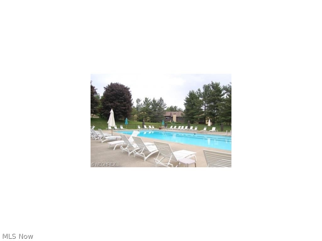 Hampton Woods - Residential