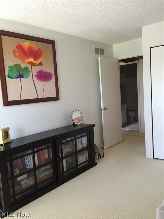 Hampton Woods - Residential