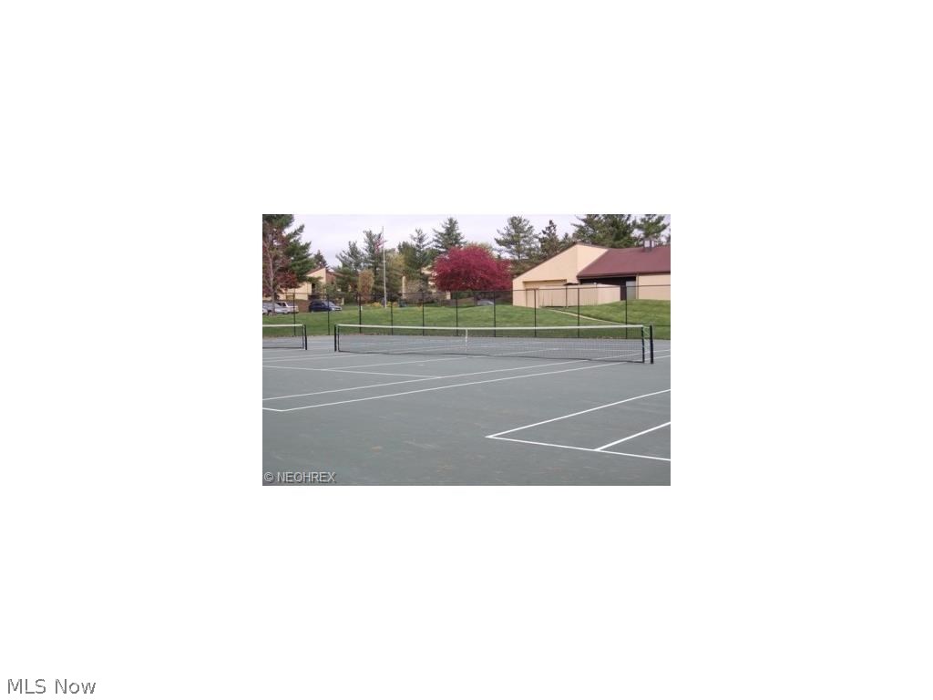 Hampton Woods - Residential