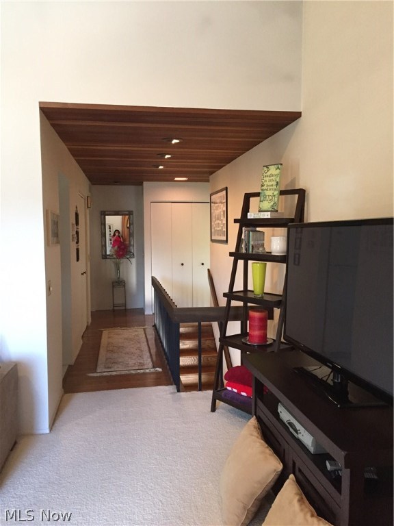 Hampton Woods - Residential