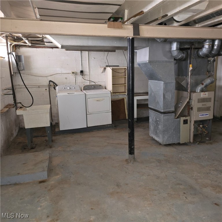 15808 Edgewood Avenue, Maple Heights, Ohio image 13
