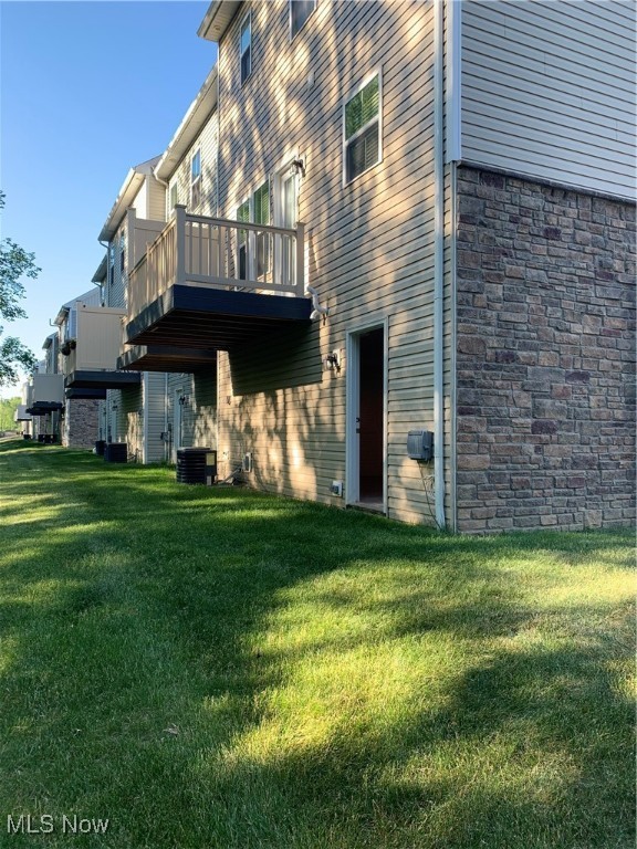 Avon, Ohio 44011, United States, 3 Bedrooms Bedrooms, ,3 BathroomsBathrooms,Residential,Active,212051