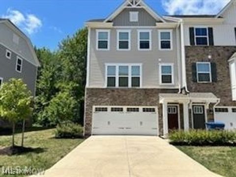 1480 Chenin Run Avon OH 44011