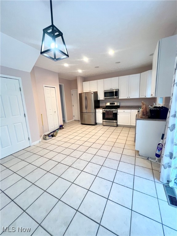 Rolling Brooke Subdn Ph II - Residential Lease