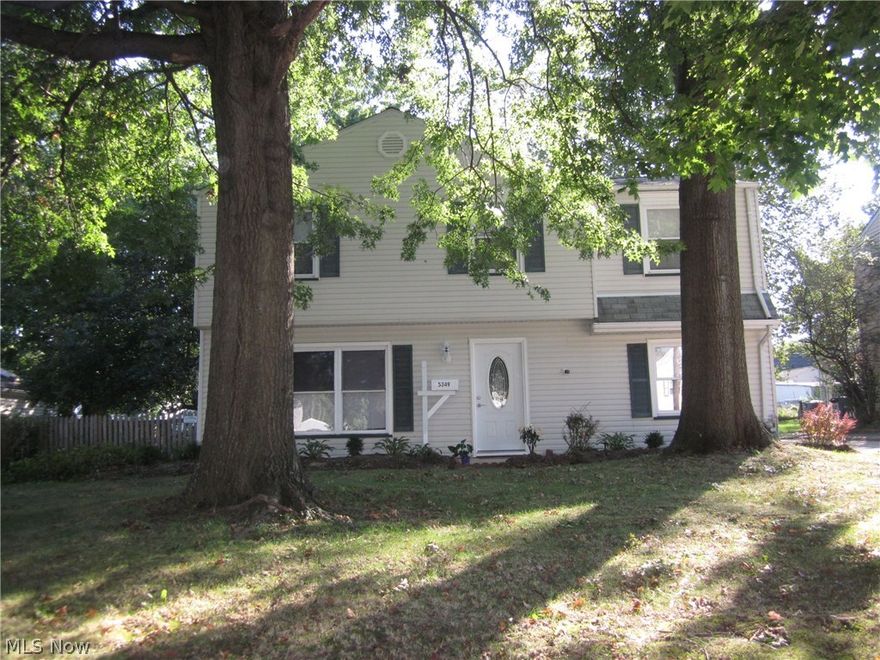 House Beautiful!!! Completely renovated!!!  Kitchen with granite countertops and under mount sink, ceramic flooring, and cherry cabinetry, master bedroom with walk in closet and a master bath that features a soaker tub, there is an additional full and half bath.  All baths feature granite countertops and ceramic tile. There are 3 other bedrooms, one features a great loft space.  Additional living space on the first floor can be used as a bedroom or family room.  Tons of closet and storage space, newer furnace, A/C, and plumbing.  New driveway and freshly painted covered rear deck in 2015.  All appliances stay.  Property is close to shopping, parks, and recreation centers. Make this your home today!!!









14 Attachments