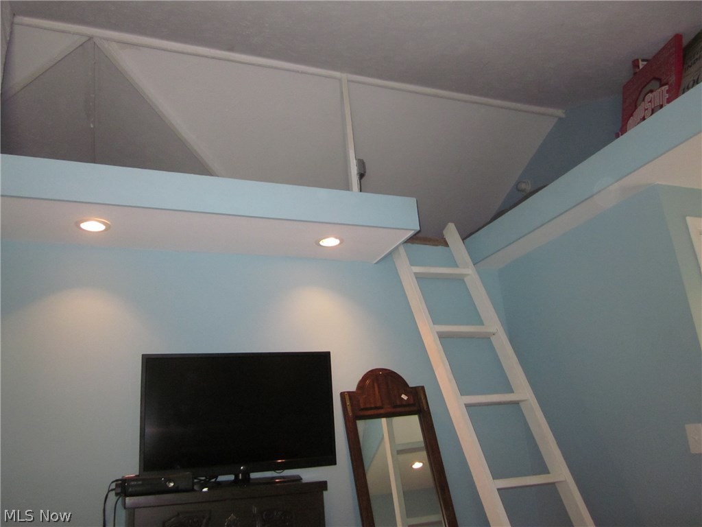 Ridge Acres Estates - Residential