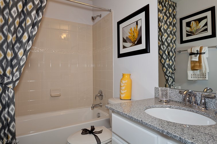 Stonegate at Waterbury - Residential