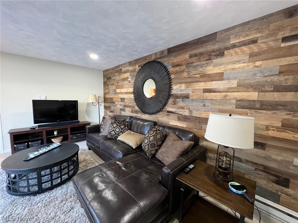 Meadowlawn Condo - Residential