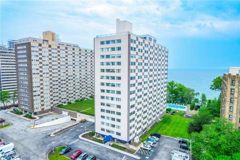 Photo for 12520 Edgewater Drive 1605