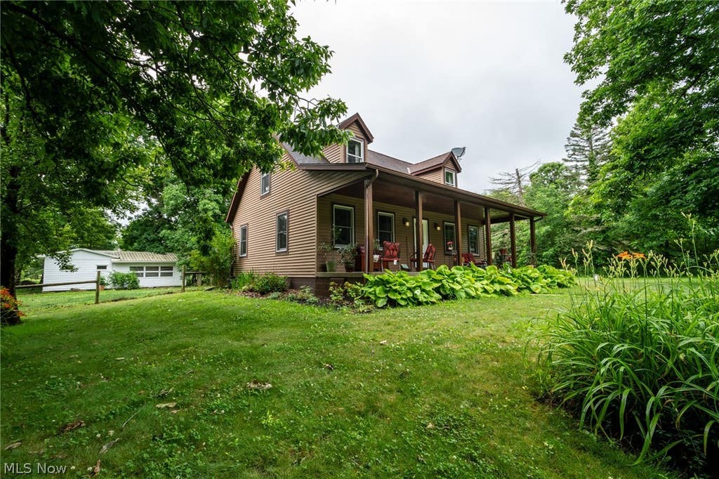 Photo of 14027 Mayfield Road, Huntsburg, OH 44046 (MLS # 5218151)