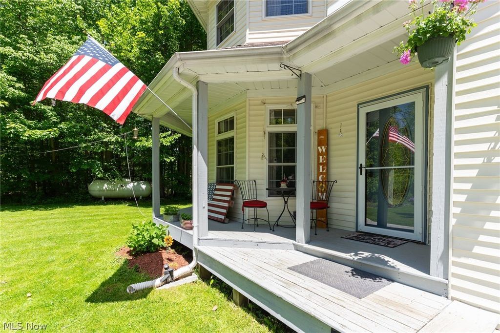 Photo of 11795 Kile Road, Chardon, OH 44024 (MLS # 5214733)