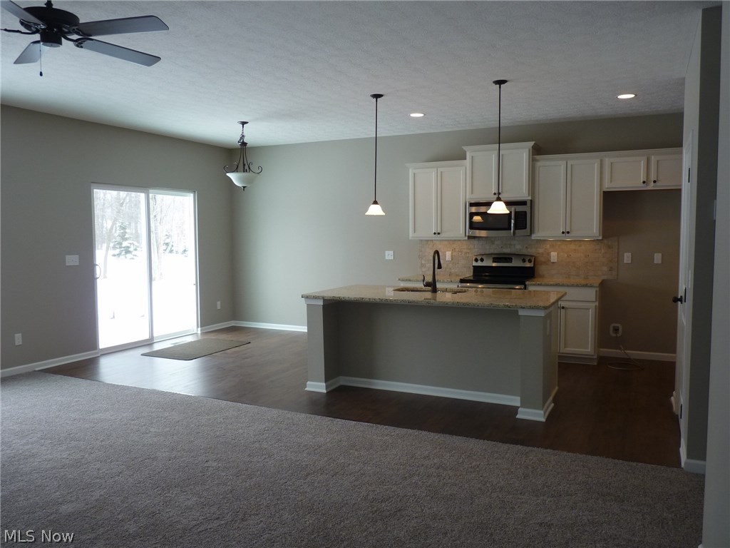 The Reserve at Pine Lakes Village - Residential