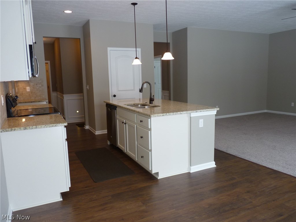 The Reserve at Pine Lakes Village - Residential