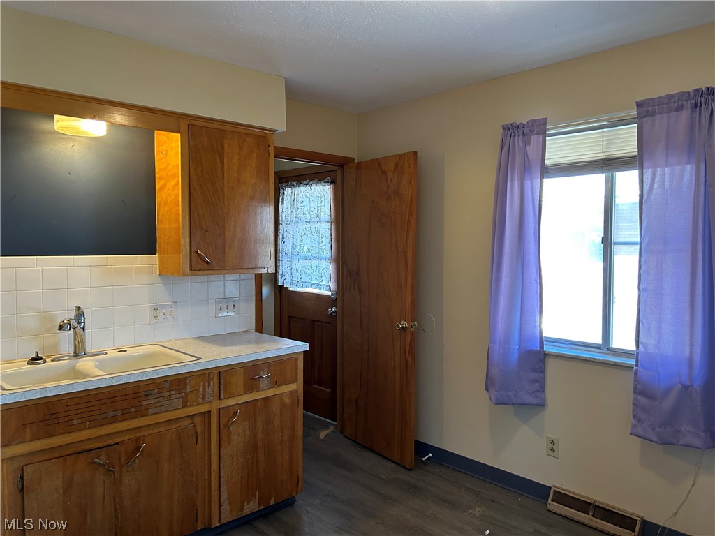 Roosevelt Heights - Residential Income