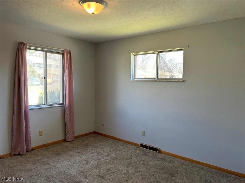 Roosevelt Heights - Residential Income