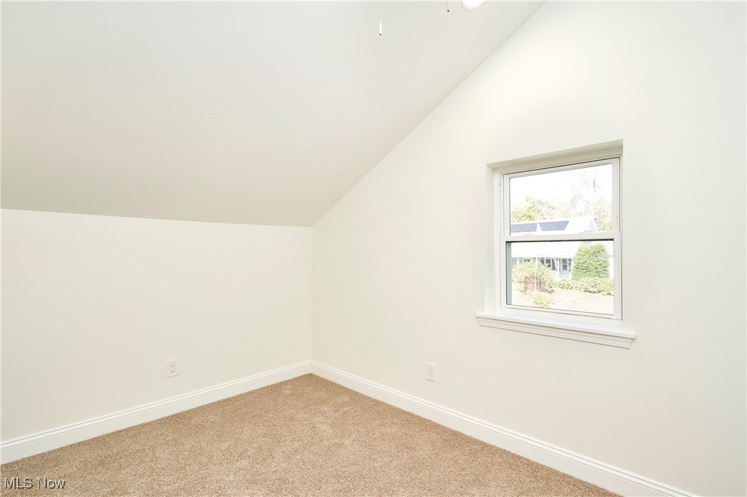 Burton, Ohio 44021, United States, 4 Bedrooms Bedrooms, ,3 BathroomsBathrooms,Residential,Active,228342