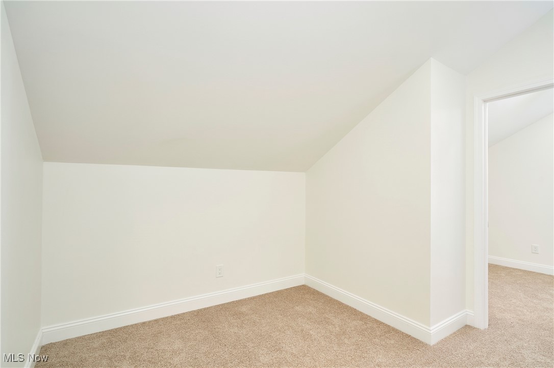 Burton, Ohio 44021, United States, 4 Bedrooms Bedrooms, ,3 BathroomsBathrooms,Residential,Active,228342