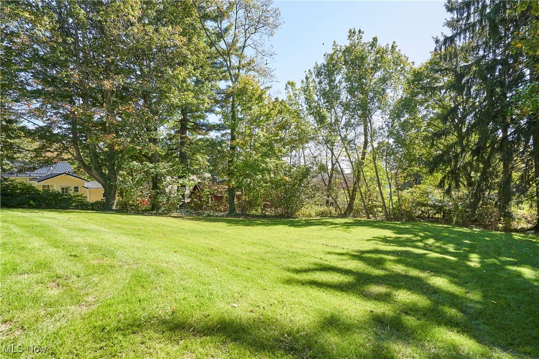 Burton, Ohio 44021, United States, 4 Bedrooms Bedrooms, ,3 BathroomsBathrooms,Residential,Active,228342