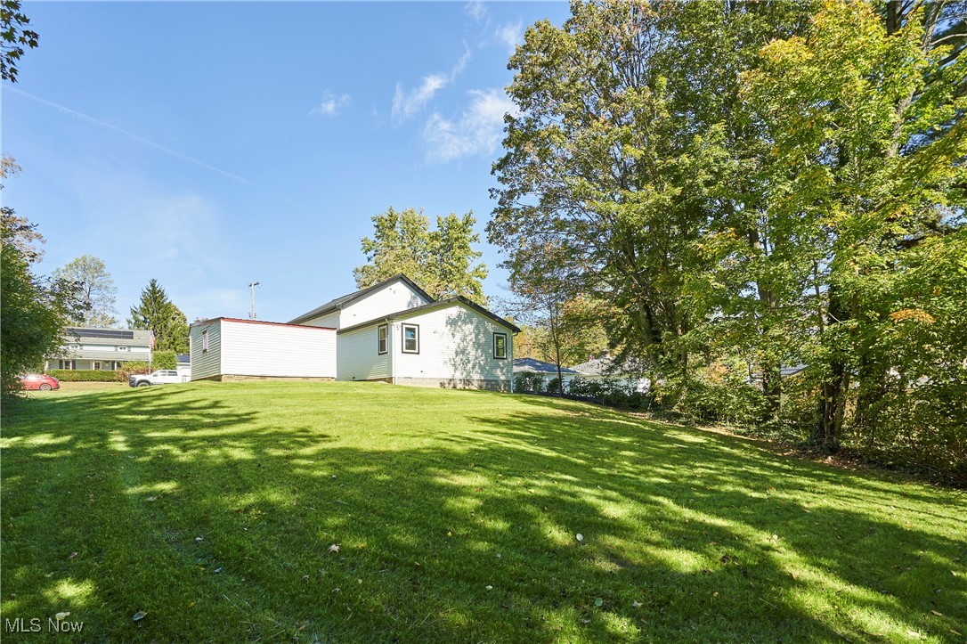 Burton, Ohio 44021, United States, 4 Bedrooms Bedrooms, ,3 BathroomsBathrooms,Residential,Active,228342