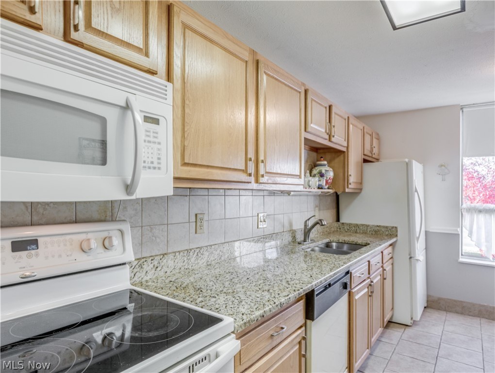 Silver Lake Towers Condo - Residential
