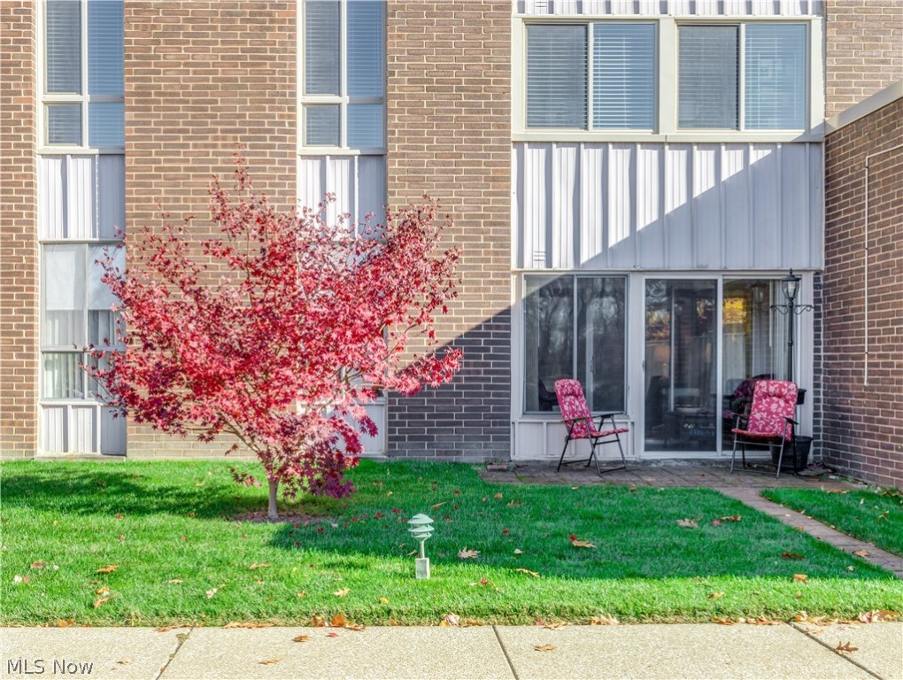 Silver Lake Towers Condo - Residential