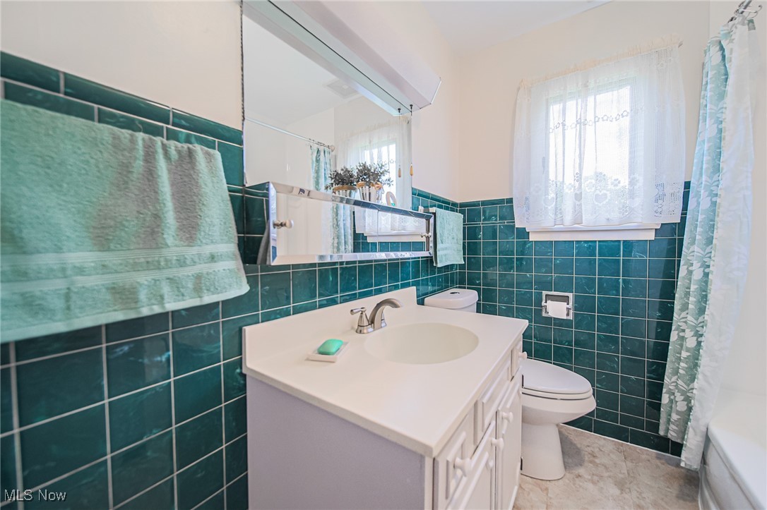 Village/Lodi - Residential