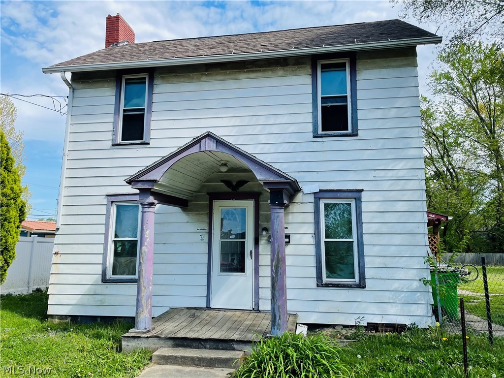 Welcome to 16 Vine St in Alliance! This quaint 2 bedroom/1 bath home has charm and appeal with a large backyard for entertaining, a 2 car garage with a private driveway, and close proximity to parks and downtown. Earley Hill Park is directly behind the property as well. The living room and dining room have hardwood flooring, there is laundry off the kitchen area, and 2 bedrooms with a landing at the top of the stairs. Currently tenant occupied, so this could be your next investment or your next home to live in. Contact me today for your private showing