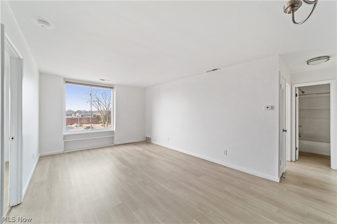 Kings Path Condo - Residential