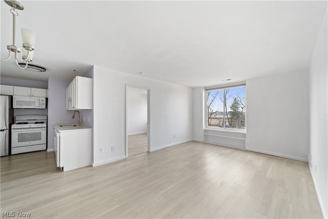 Kings Path Condo - Residential