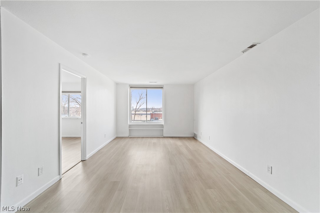 Kings Path Condo - Residential