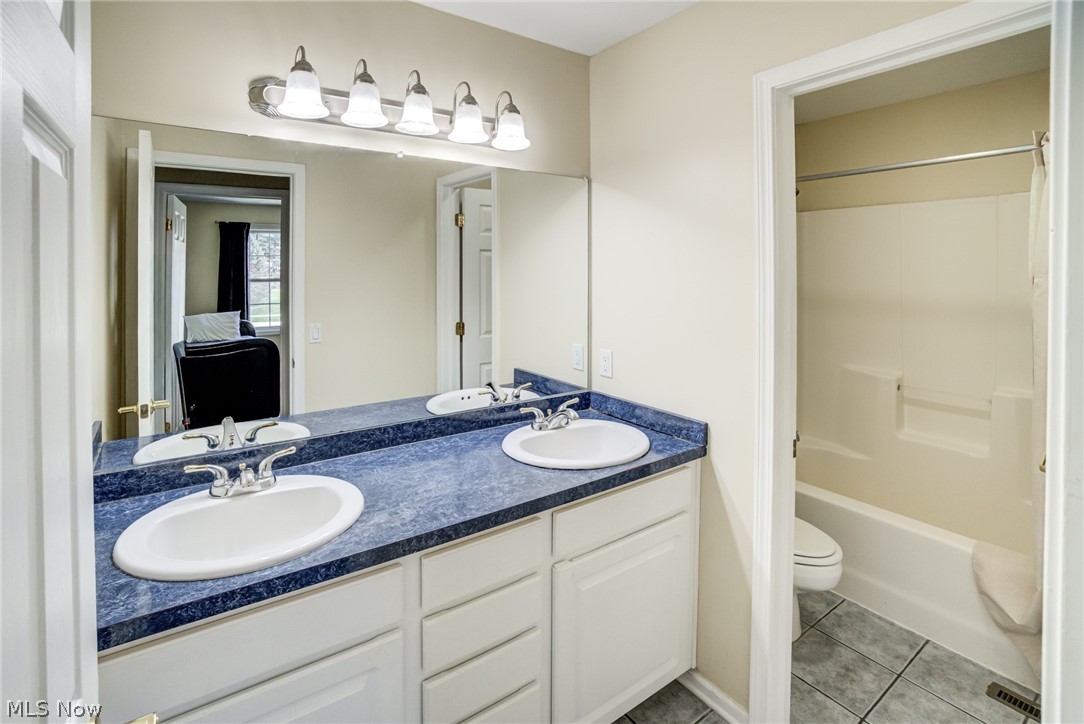 Pettibone Glen 02 - Residential