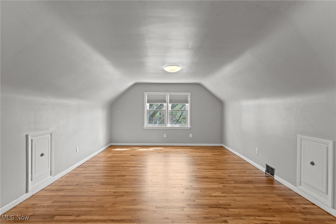 24005 E Silsby Road, Beachwood, Ohio image 32