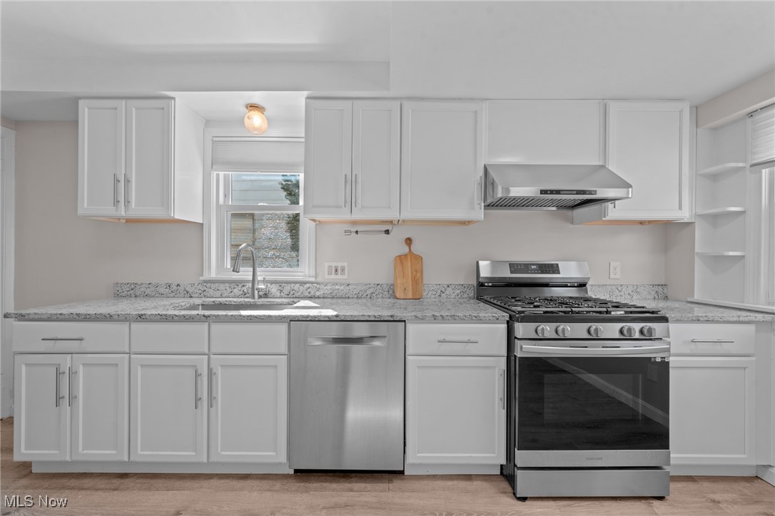 24005 E Silsby Road, Beachwood, Ohio image 18