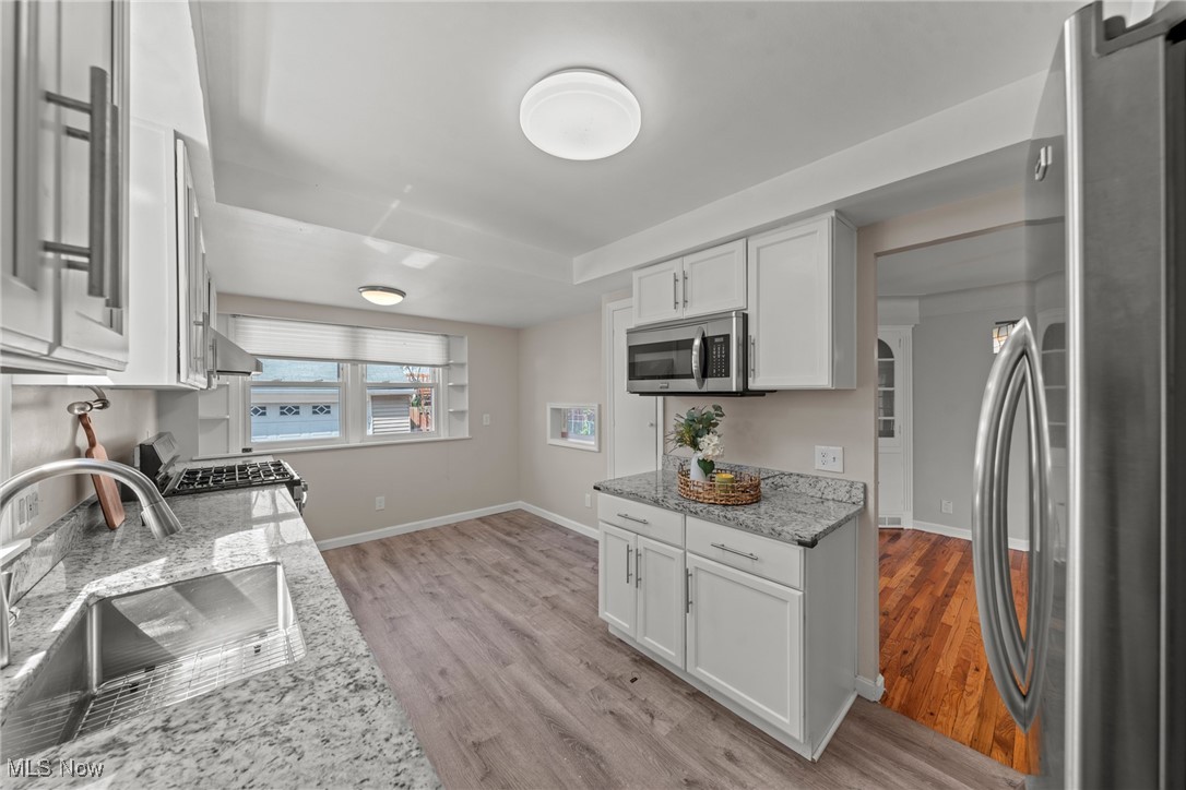 24005 E Silsby Road, Beachwood, Ohio image 14
