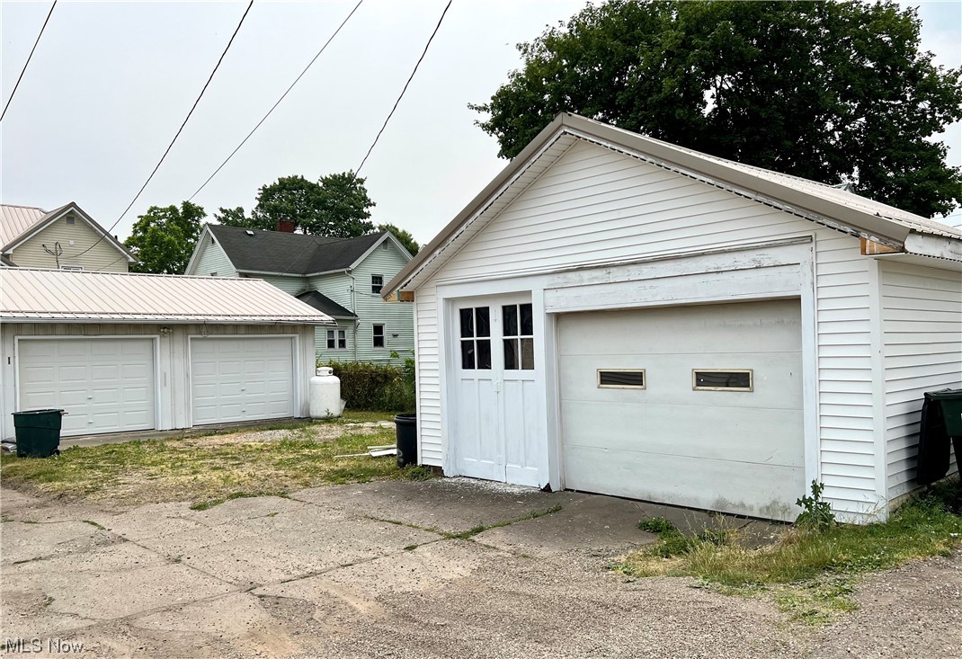 Board/Trade 1st Add/Coshocton - Residential