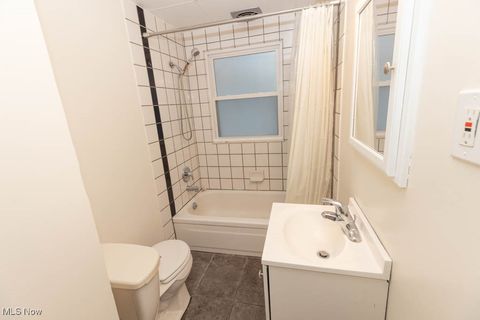 Tiny photo for 1598 Alameda Avenue, Lakewood, OH 44107 (MLS # 5178371)