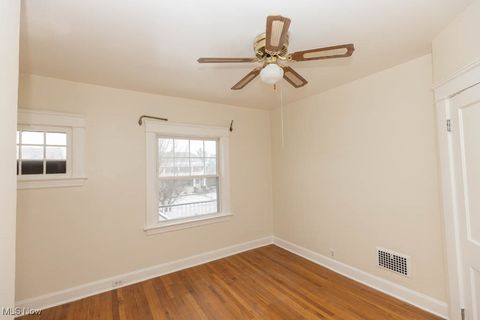 Tiny photo for 1598 Alameda Avenue, Lakewood, OH 44107 (MLS # 5178371)